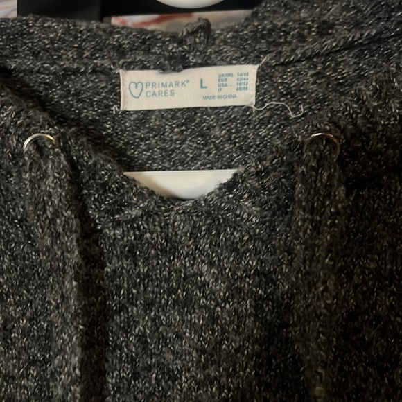 3/$20. Ladies Primark Sweater  hoodie 1X - Picture 3 of 4